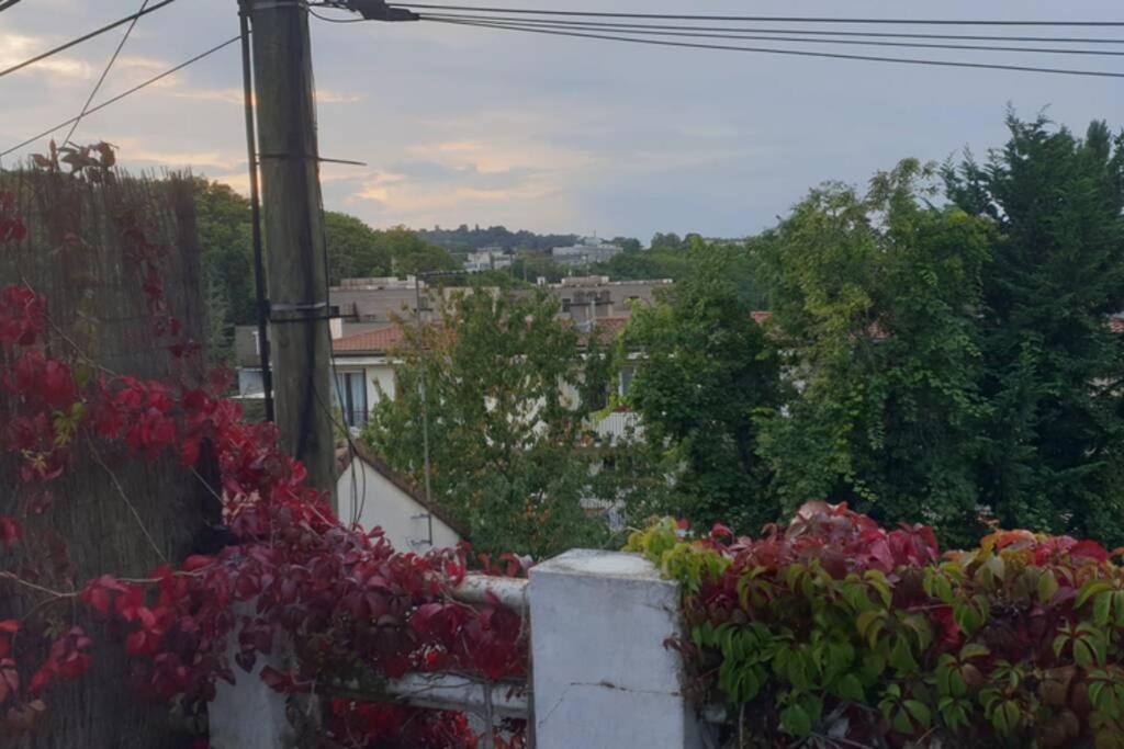 Meudon: Adorable Studio Tout Equipe, Neuf Et Calme Dış mekan fotoğraf